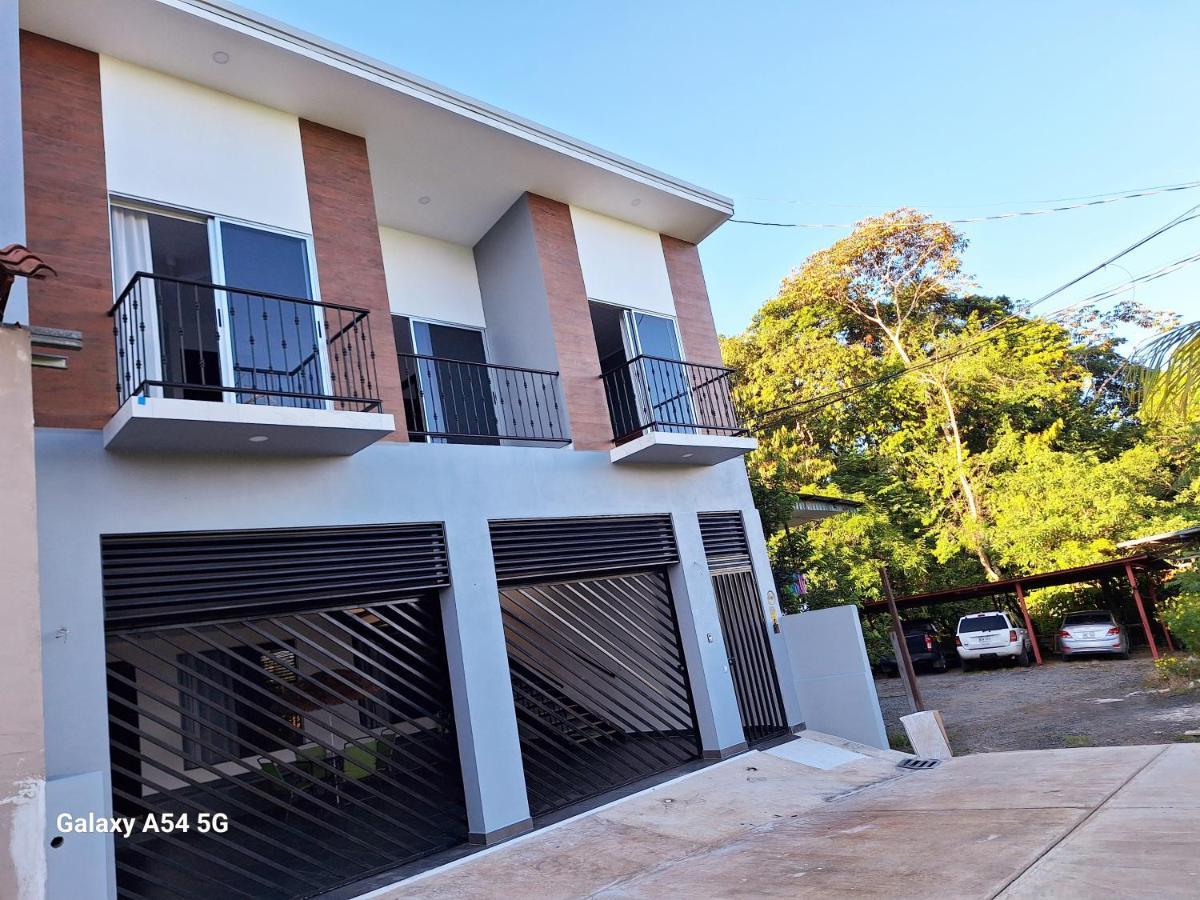 Хостел Victoria House San Isidro De El General Экстерьер фото