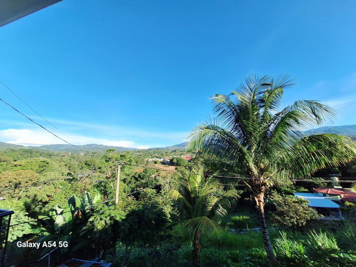 Хостел Victoria House San Isidro De El General Экстерьер фото